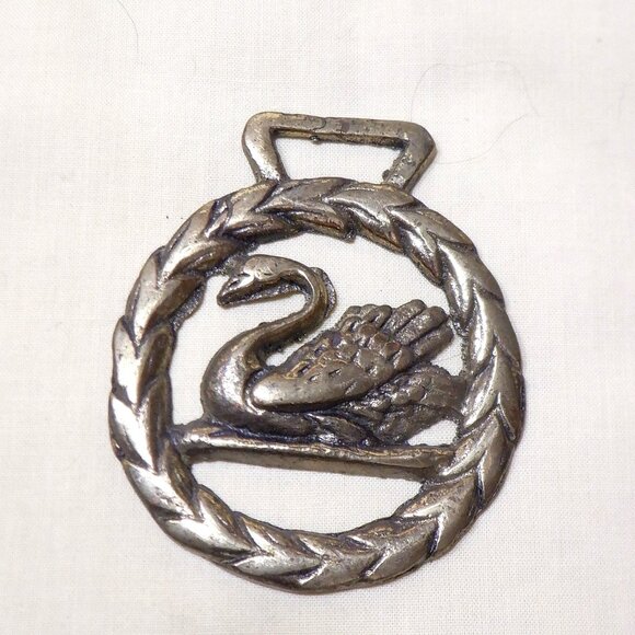 ~~~ VINTAGE / Original ~~~ HORSE Brass Medallion ~~~ - Picture 1 of 1